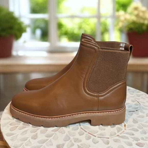 VINCE Rue Tan Leather Chelsea Boots Women’s 6M Water‑Repellent Lug Sole Womens 6 - Picture 2 of 7